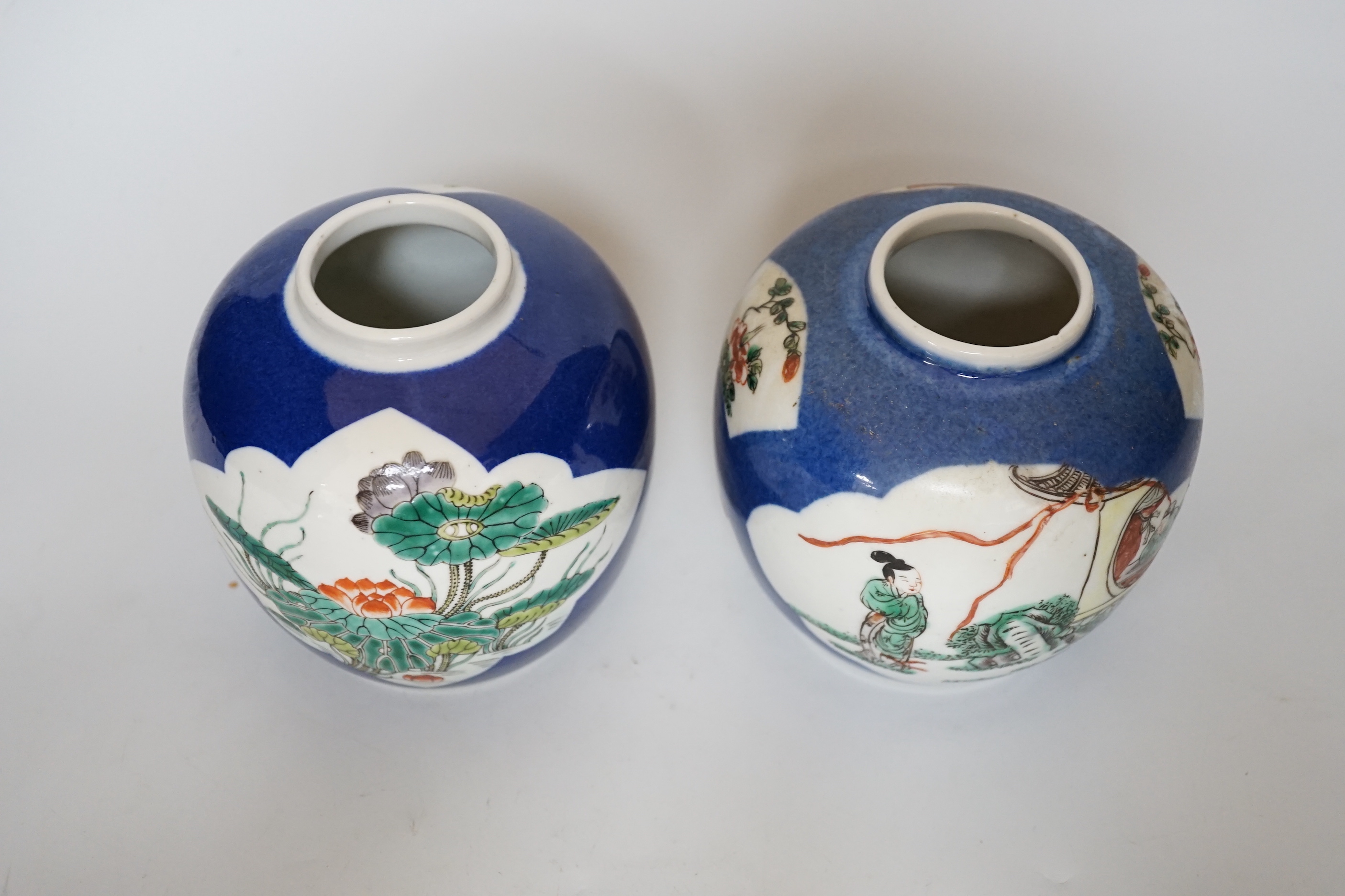 Two Chinese famille verte powder blue jars, early 20th century, 13cm high